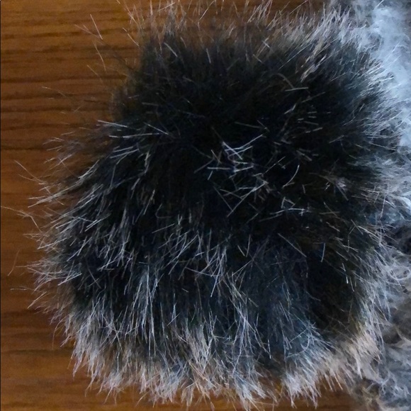 Brand New Handcrafted Knitted Hat/Slouch - Picture 4 of 4